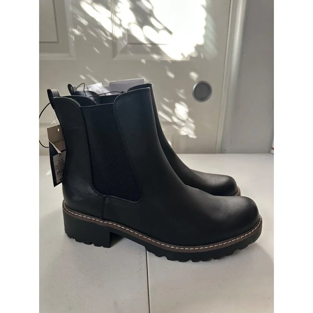 Universal Thread Women’s Celina Boots with Memory Foam size 11 NWT